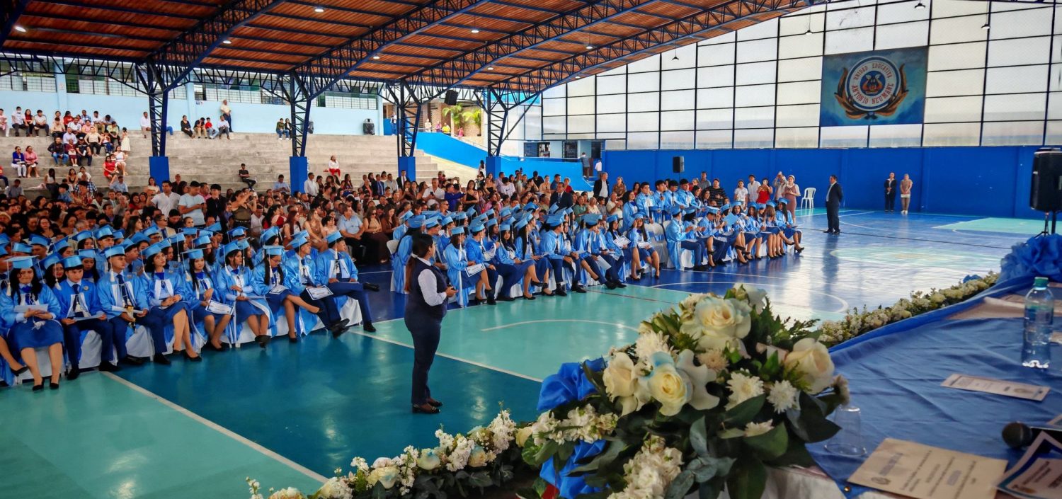 UNIDAD EDUCATIVA ANTONIO NEUMANE